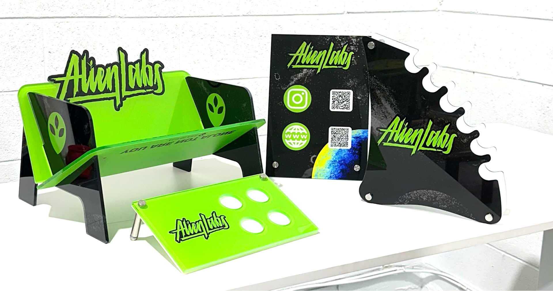 Custom acrylic vendor displays made on demand